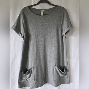 Cable & Gauge Tunic That Has POCKETS right at your fingertips, Sz L, $38.
